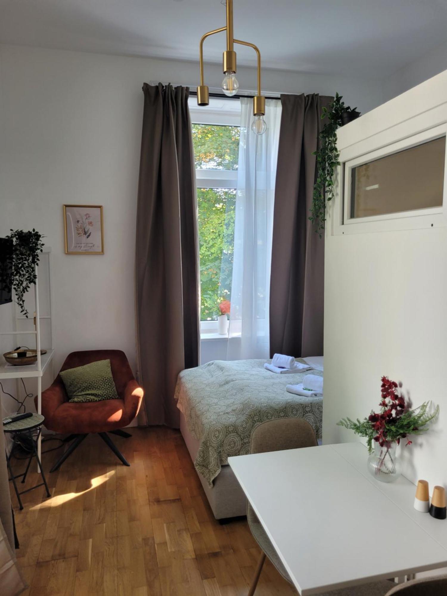 Stay Studio 1 Zentral Balkon Parkplatz Bad Pyrmont Dış mekan fotoğraf