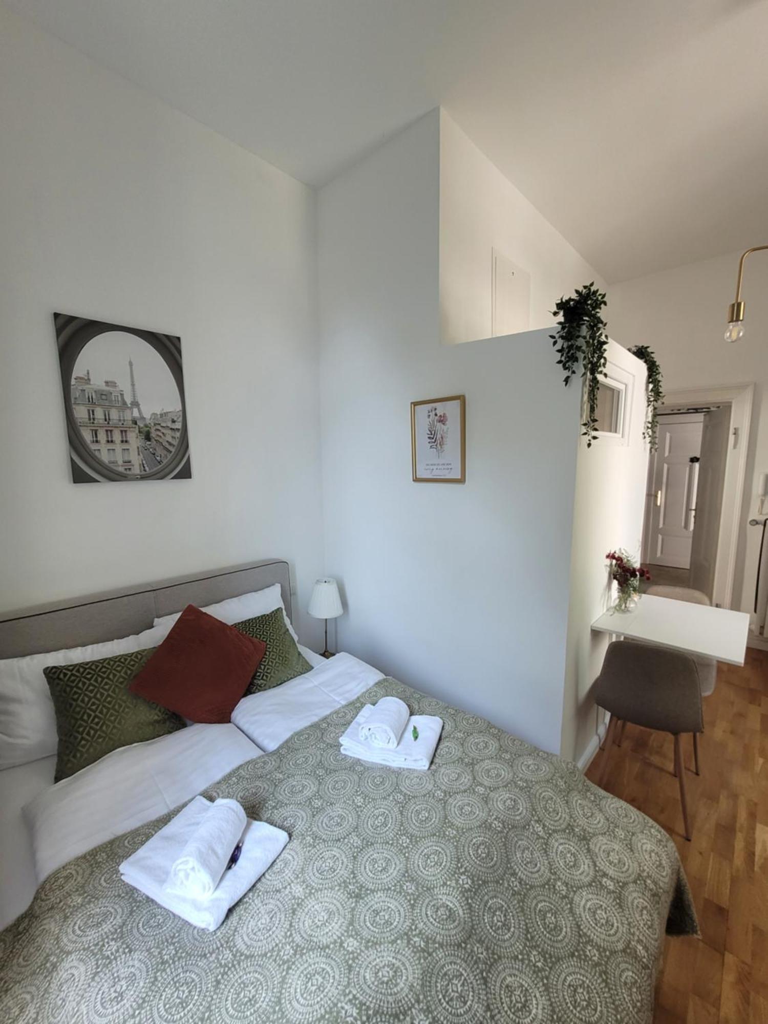 Stay Studio 1 Zentral Balkon Parkplatz Bad Pyrmont Dış mekan fotoğraf